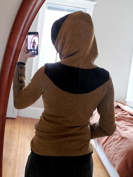 Unique sweatshirt with crossover hood - Picture 12 of 16